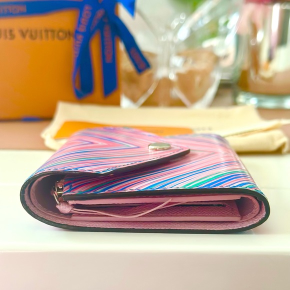 Louis Vuitton Epi Tropical Victorine Compact Wallet Blue Rose - Picture 8 of 13